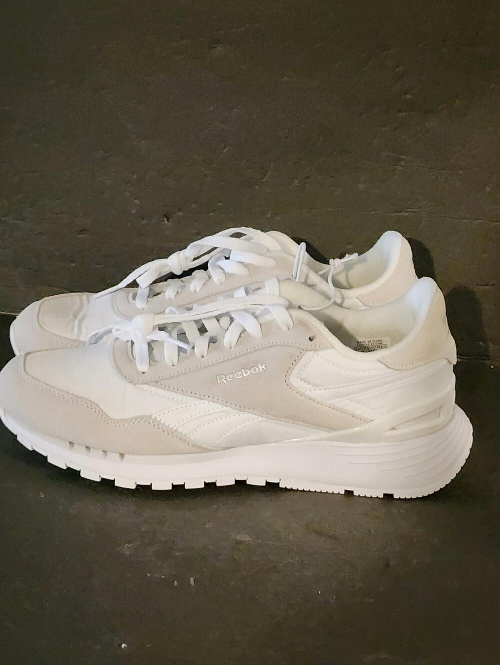 Reebok Men's Athletic Sneakers Size 9.5 NWOT (Spot)